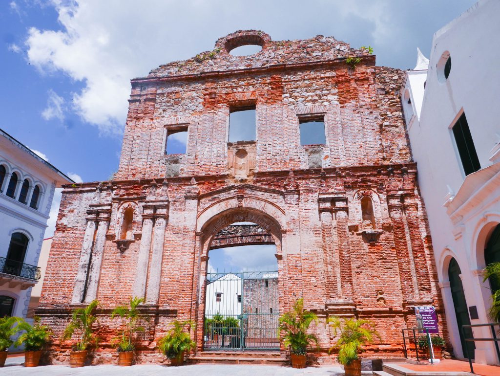 Arco Chato Casco Viejo Panama City