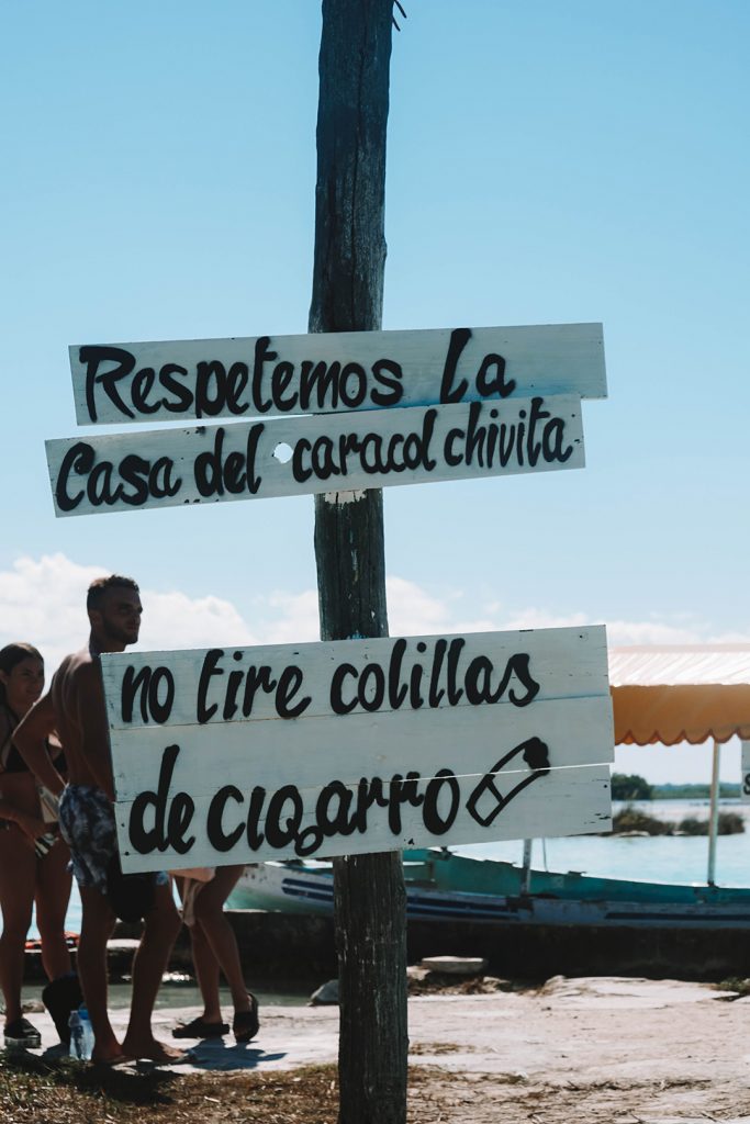Signs at the Canal de los Piratas
