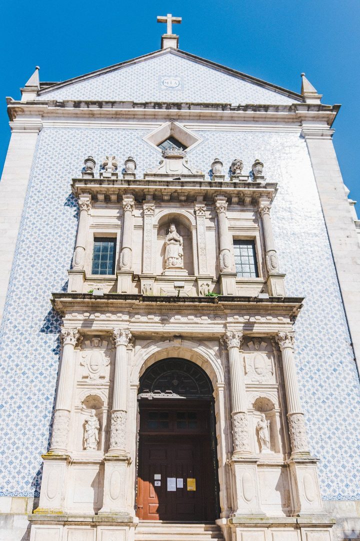 The Misericórdia Church in Aveiro, Portugal is covered in beautiful blue tiles