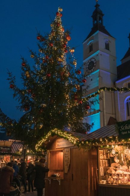 Rothenburg ob der Tauber Christmas Market 2021 Guide: Things to do, What to Eat, and What to Buy
